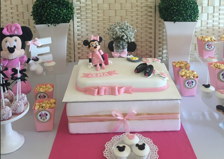 Minnie e o 1º Aniversário da Ema - Balão de Sonhos :: organização de festas e eventos Algarve, Lagos
